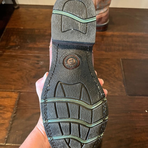 Worn once ladies Laredo boots size 6. Pretty pretty pretty! - Picture 3 of 4